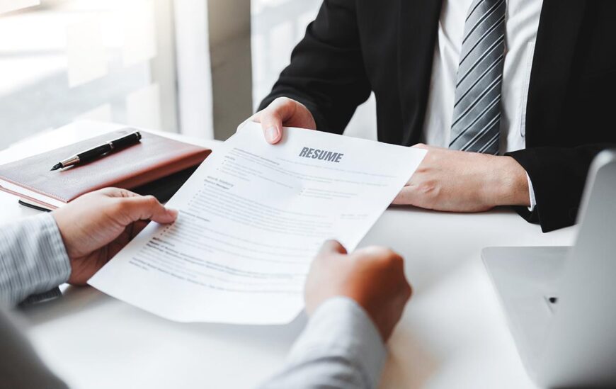 how-to-show-youre-the-perfect-fit-with-your-resume
